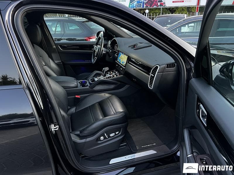 2019 Porsche Cayenne — Miniatură 7