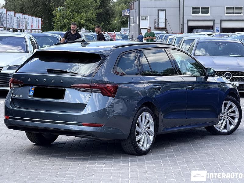 2020 Skoda Octavia — Miniatură 4