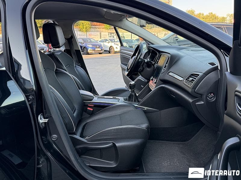 2016 Renault Megane — Miniatură 13