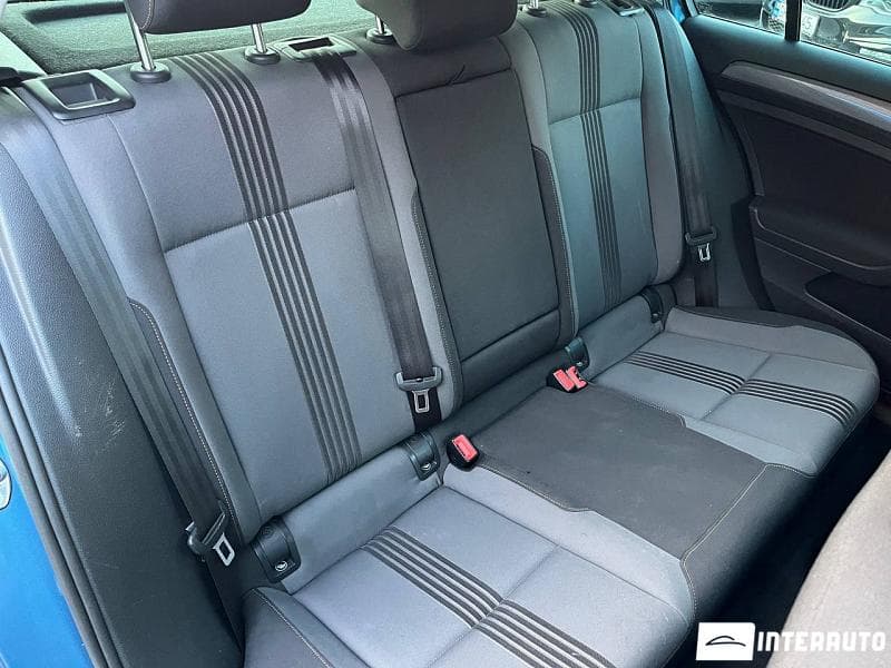 2016 Volkswagen Golf — Miniatură 15