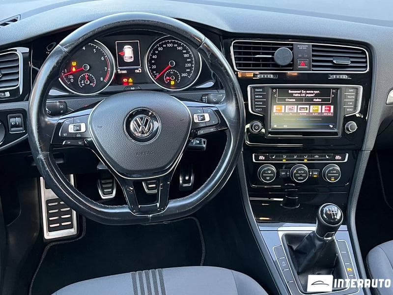 2016 Volkswagen Golf — Miniatură 8