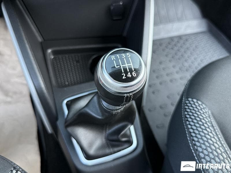 2021 Dacia Duster — Miniatură 12