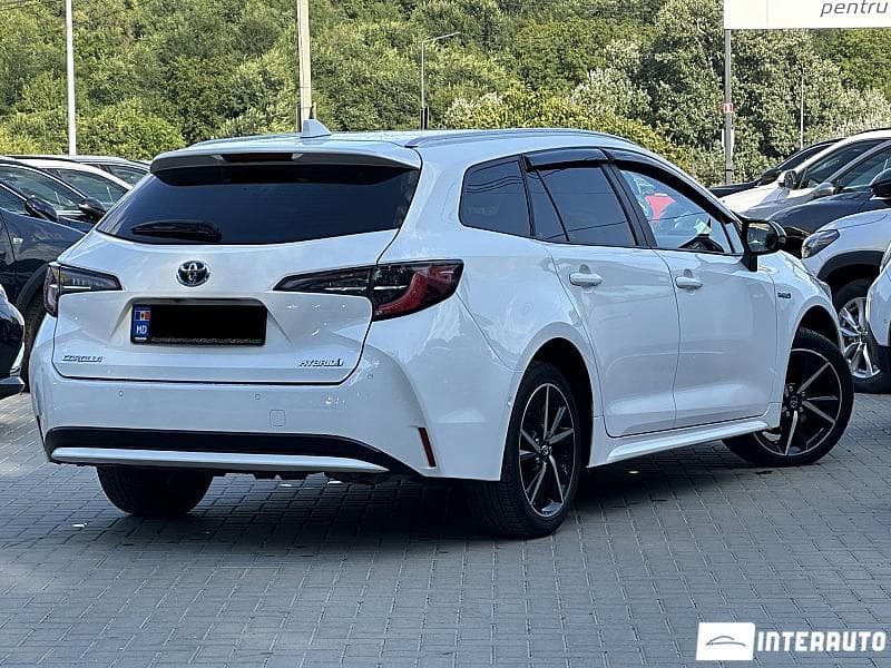 2021 Toyota Corolla — Miniatură 3
