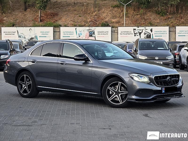 Mercedes E 220