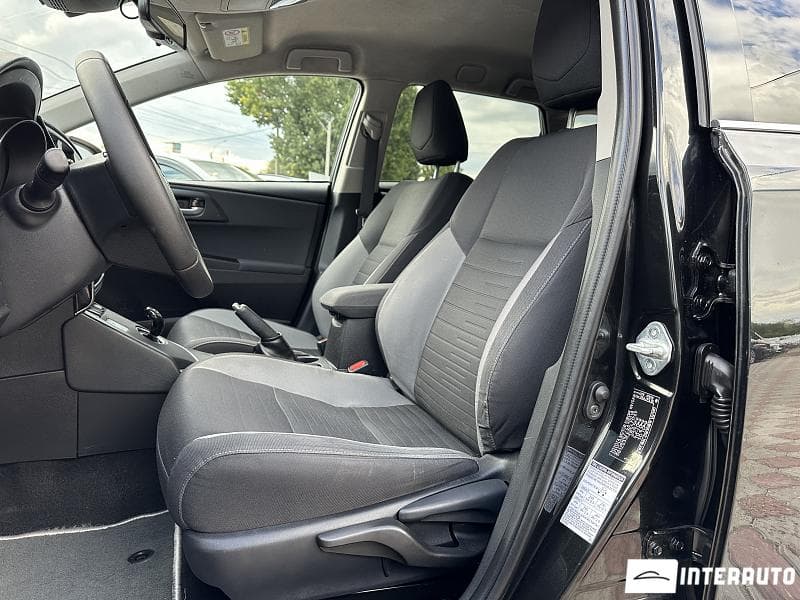 Toyota Auris 2018 — Миниатюра 5