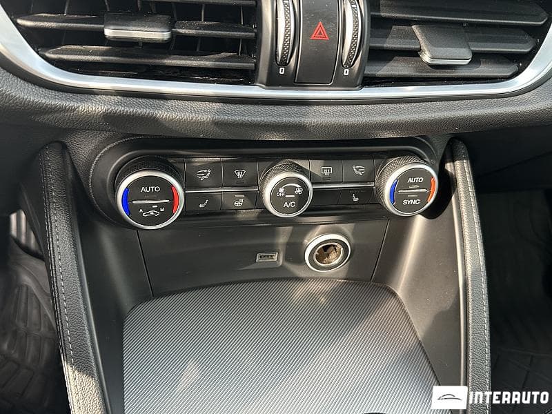 Alfa Romeo Stelvio Ti 2019 — Миниатюра 11