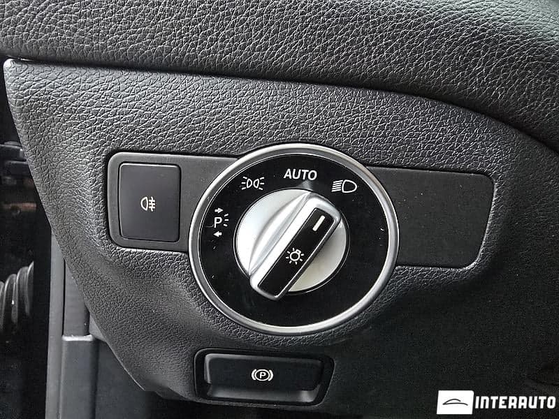 Mercedes CLA 180d 2017 — Миниатюра 16