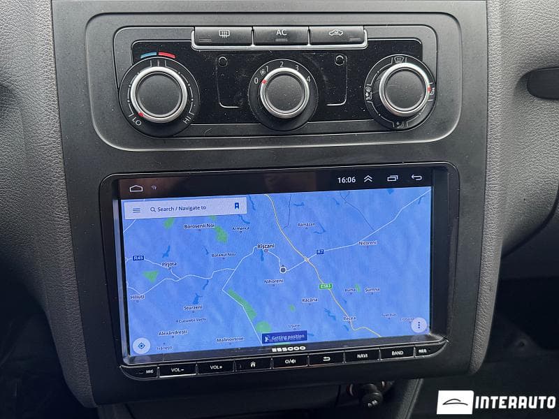 Volkswagen Touran 2011 — Миниатюра 13