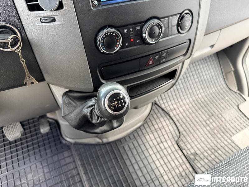 Mercedes Sprinter 2015 — Миниатюра 9