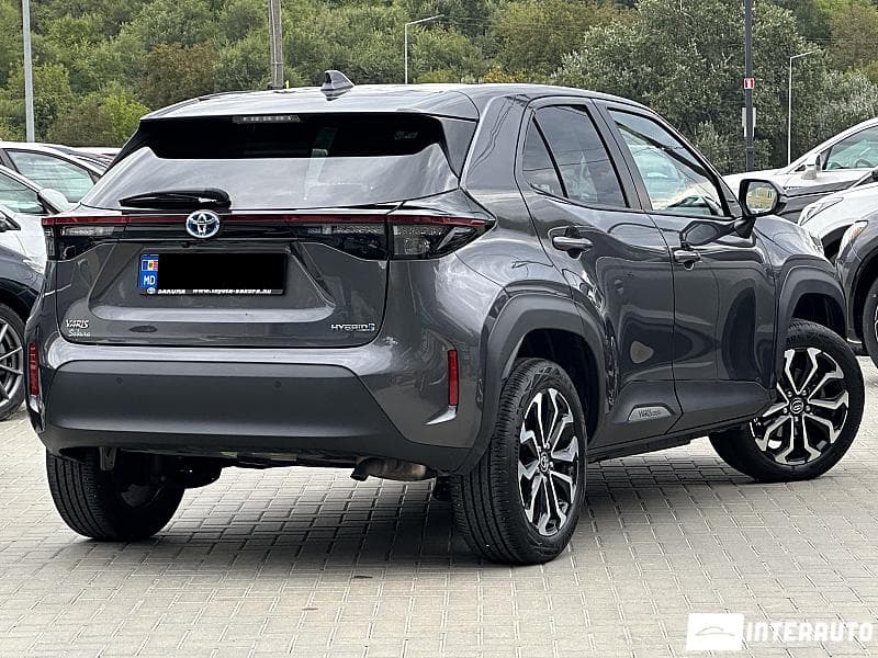 Toyota Yaris Cross 2022 — Миниатюра 3