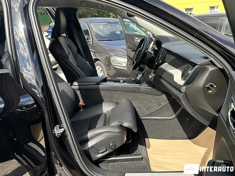 Volvo XC 60 2020 — Миниатюра 14