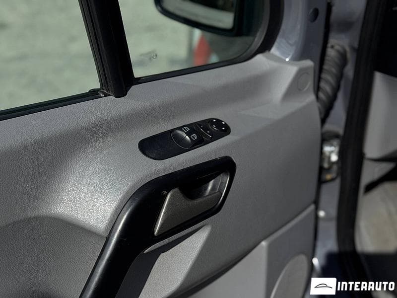 Mercedes Sprinter 2016 — Миниатюра 16