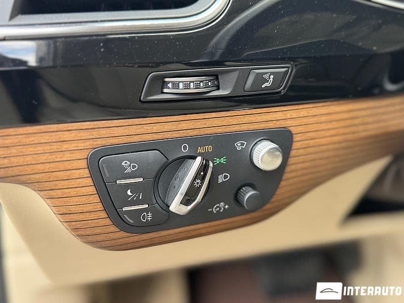 2016 Audi Q7 — Miniatură 10