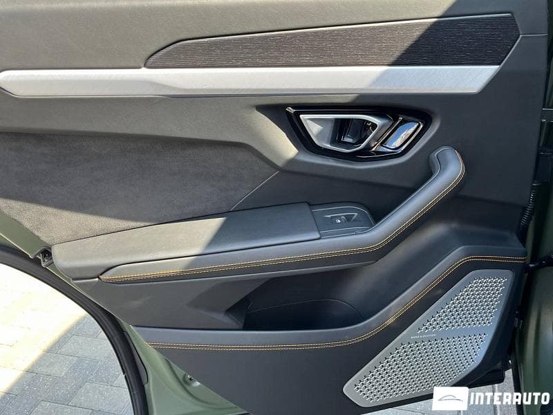 2019 Lamborghini Urus — Miniatură 20
