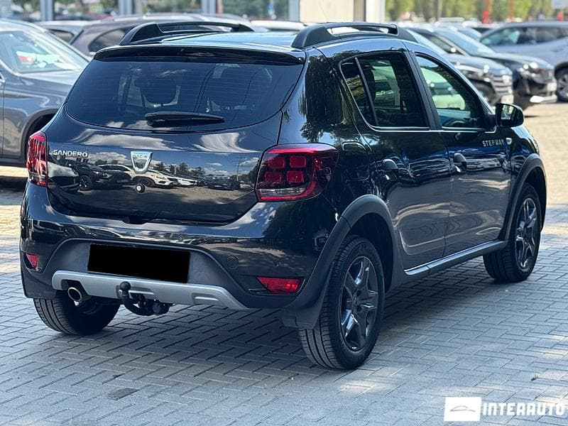 2017 Dacia Sandero Stepway — Miniatură 2