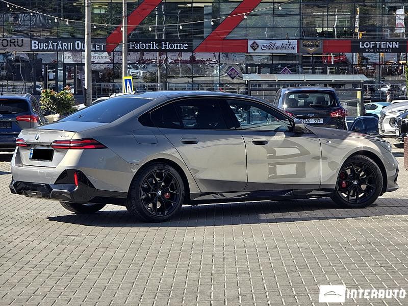 2024 BMW 520 — Miniatură 3