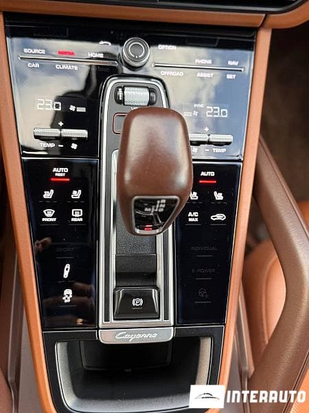 2018 Porsche Cayenne — Miniatură 18