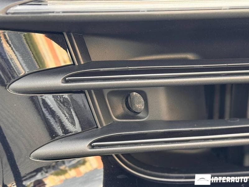2018 Porsche Cayenne — Miniatură 5