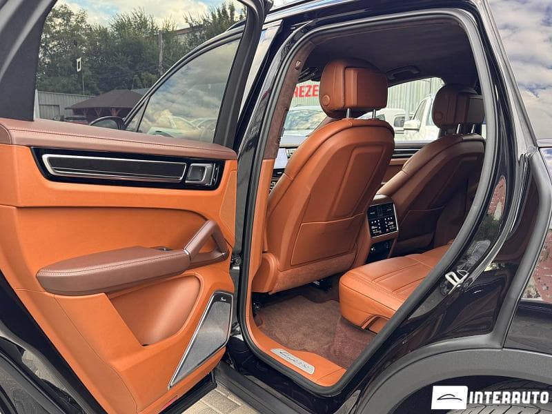 2018 Porsche Cayenne — Miniatură 22