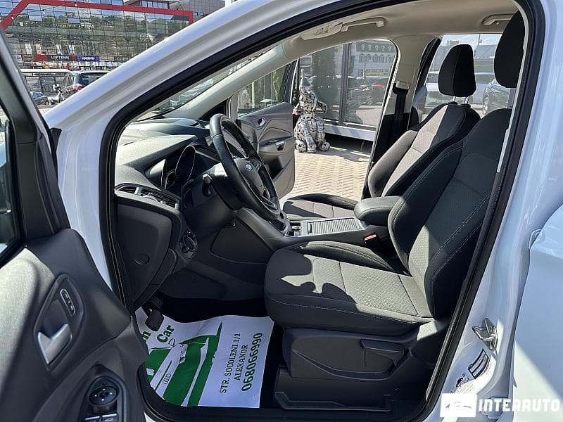 2019 Ford Kuga — Miniatură 5