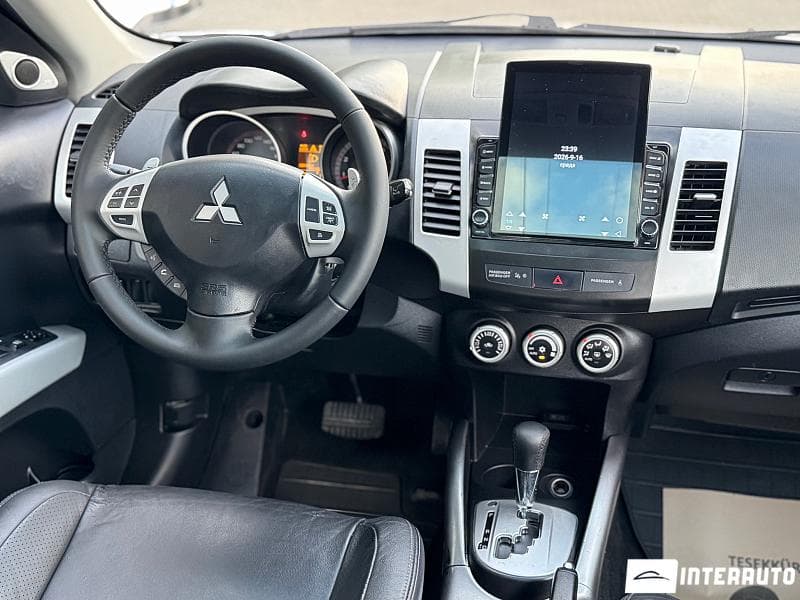 2008 Mitsubishi Outlander — Miniatură 11