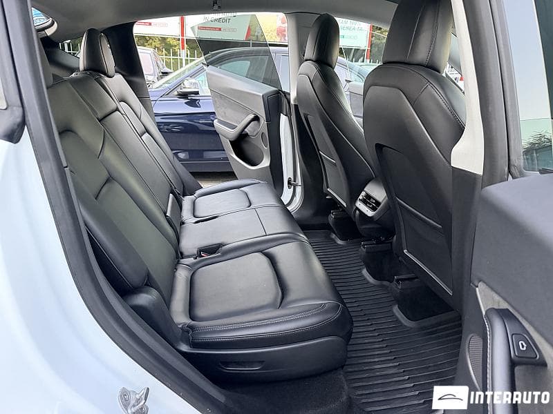 2021 Tesla Model Y — Miniatură 8