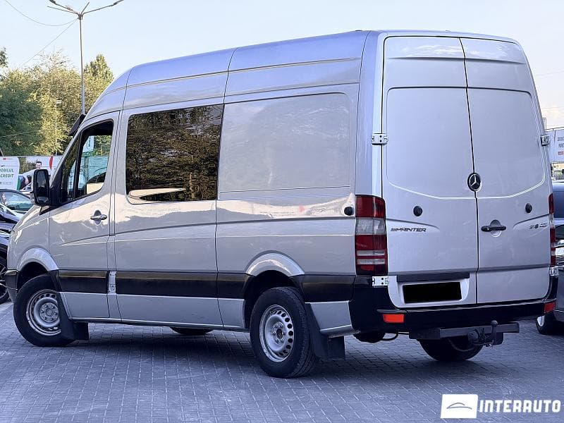 2008 Mercedes Sprinter — Miniatură 2