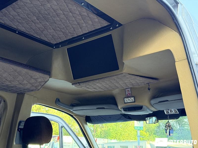 2008 Mercedes Sprinter — Miniatură 12