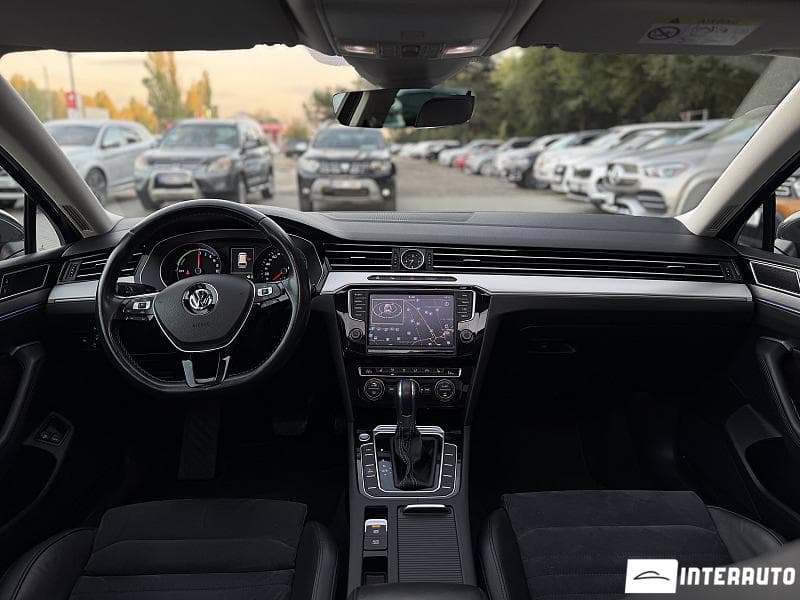 2015 Volkswagen Passat — Miniatură 15
