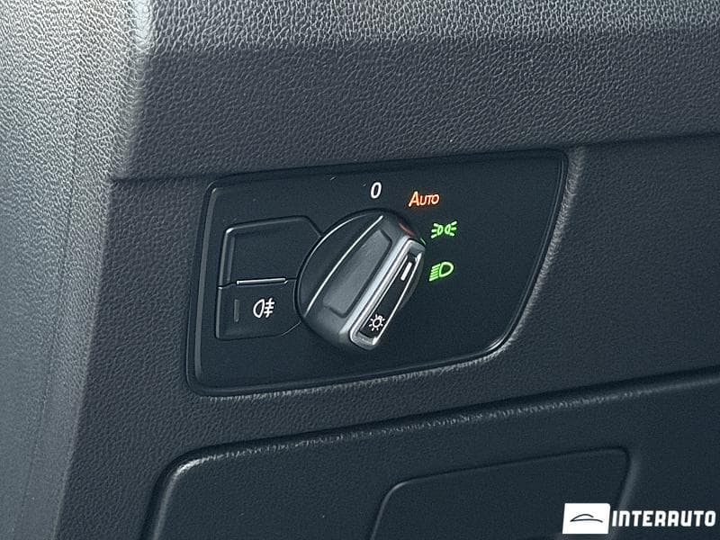2015 Volkswagen Passat — Miniatură 11