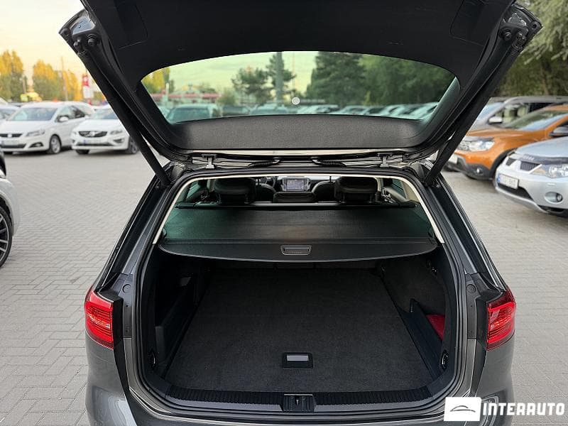 2015 Volkswagen Passat — Miniatură 22