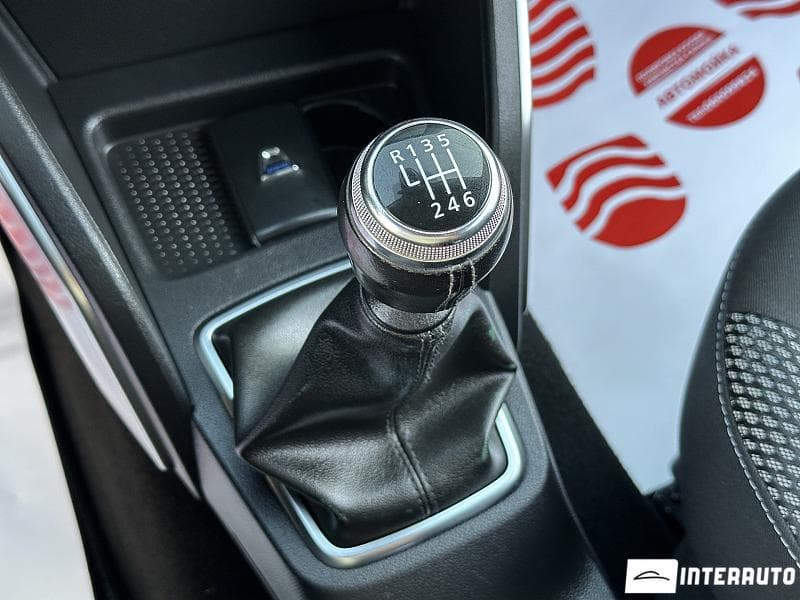 2019 Dacia Duster — Miniatură 11
