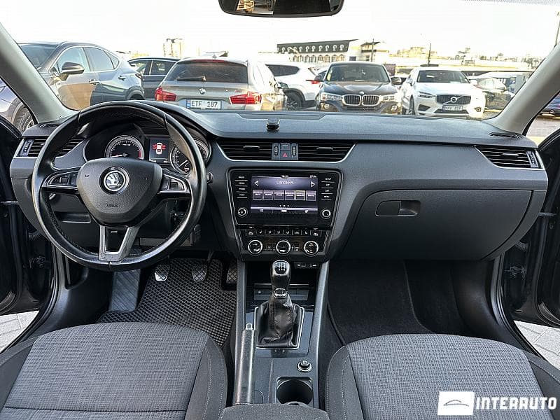 2017 Skoda Octavia — Miniatură 6