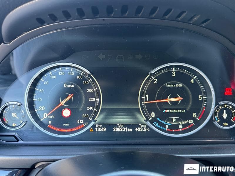 2016 BMW 520 — Miniatură 11
