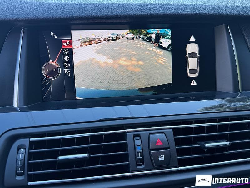 2016 BMW 520 — Miniatură 13