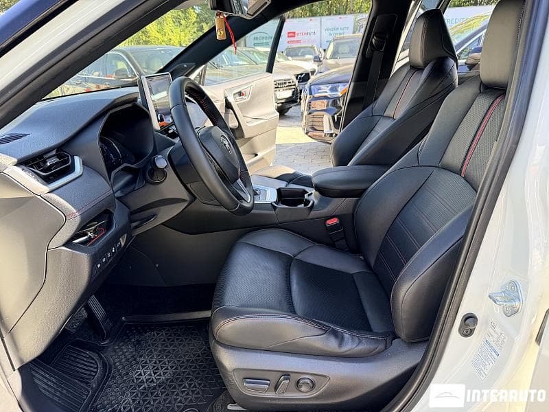 2020 Toyota Rav-4 — Miniatură 6