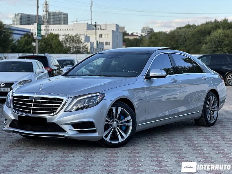 Mercedes S 550e