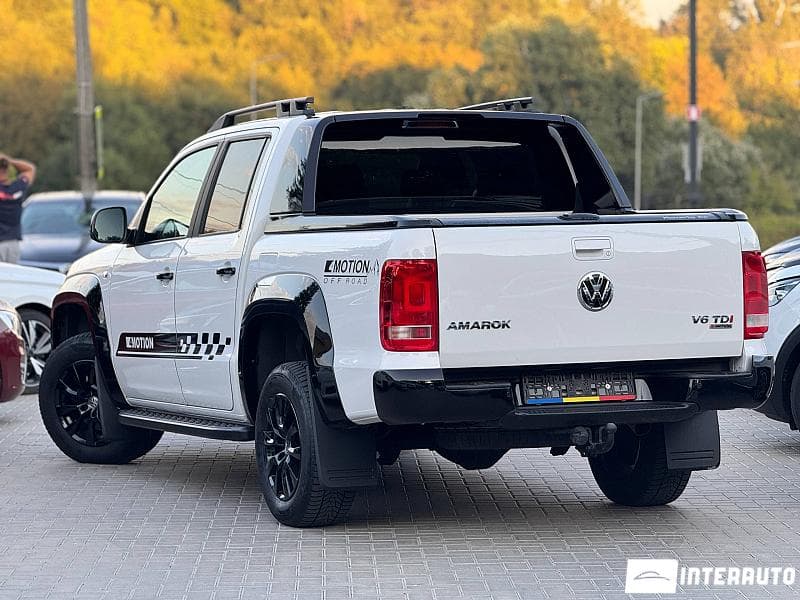 2017 Volkswagen Amarok — Miniatură 4