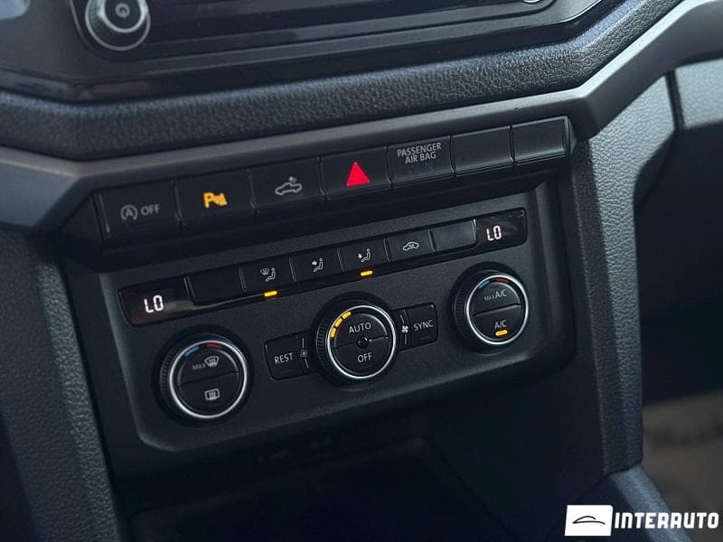 2017 Volkswagen Amarok — Miniatură 10