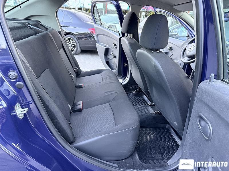 2013 Dacia Logan — Miniatură 8