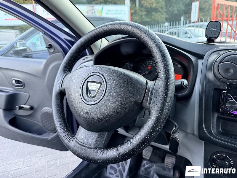 2013 Dacia Logan — Miniatură 11