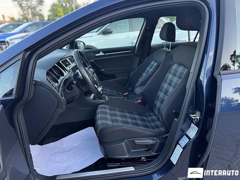 2015 Volkswagen Golf GTE — Miniatură 5