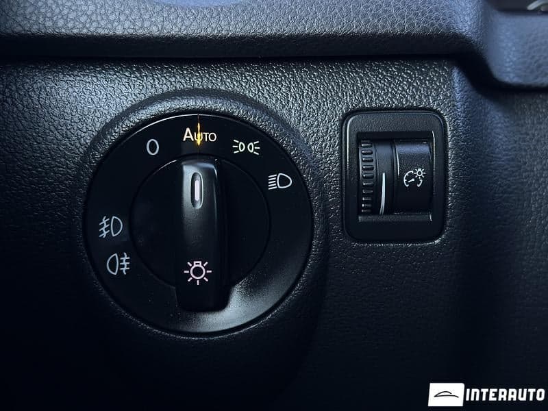 2010 Volkswagen Tiguan — Miniatură 9