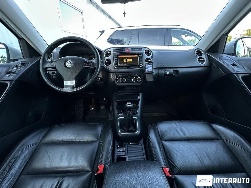 2010 Volkswagen Tiguan — Miniatură 8