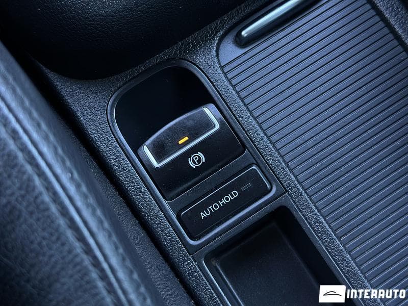 2010 Volkswagen Tiguan — Miniatură 17