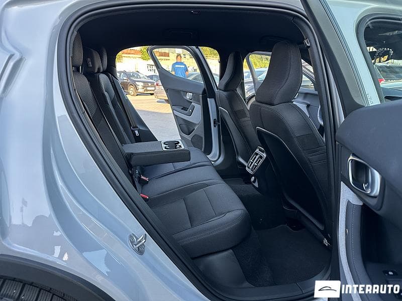 2023 Volvo Polestar 2 — Miniatură 14