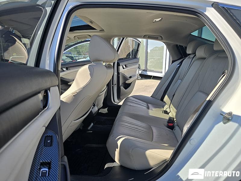 2018 Honda Accord — Miniatură 14