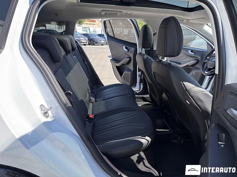 2020 Ford Focus — Miniatură 15