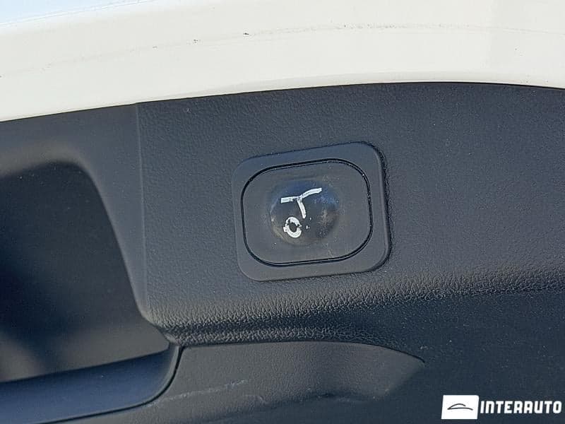 2020 Ford Focus — Miniatură 21