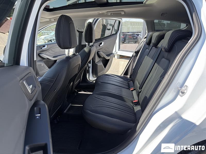 2020 Ford Focus — Miniatură 13
